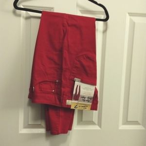 Hide Rise Booty Shaper Skinny Jeans Size 10